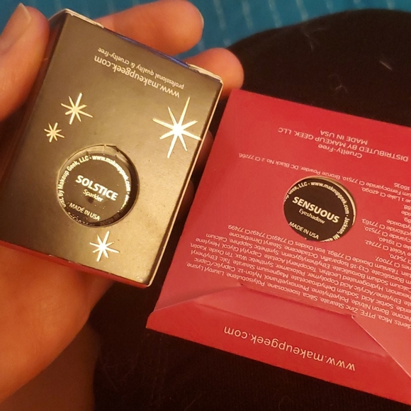 Beauty Bundle: Lilly Lashes, Bite, Vintage, DermaE - Picture 3 of 5